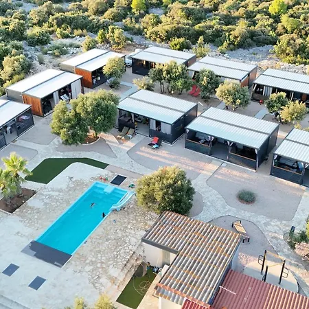Camping Charta Mobile Milka Pirovac